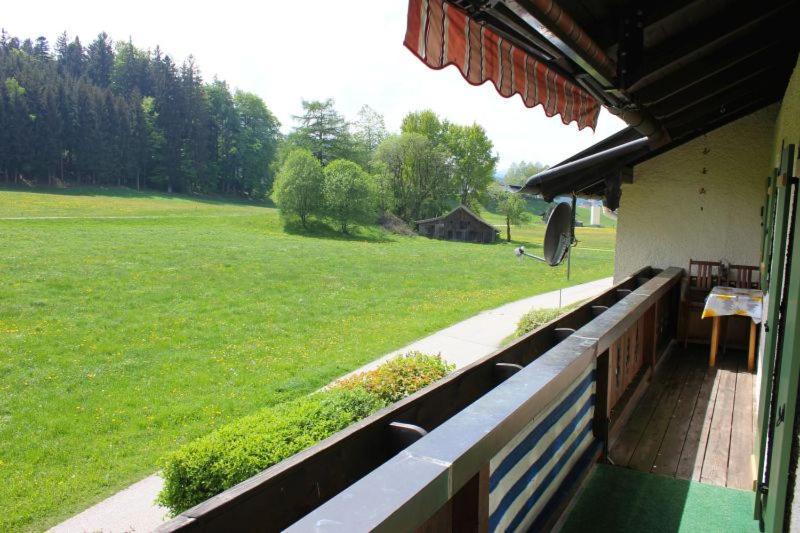Ferienwohnung Sattler Neukirchen am Teisenberg ภายนอก รูปภาพ